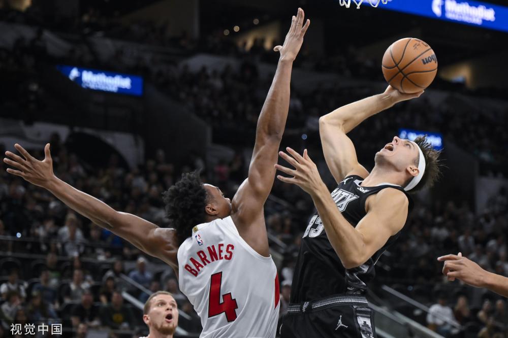 浓眉小克离 浓眉小克离